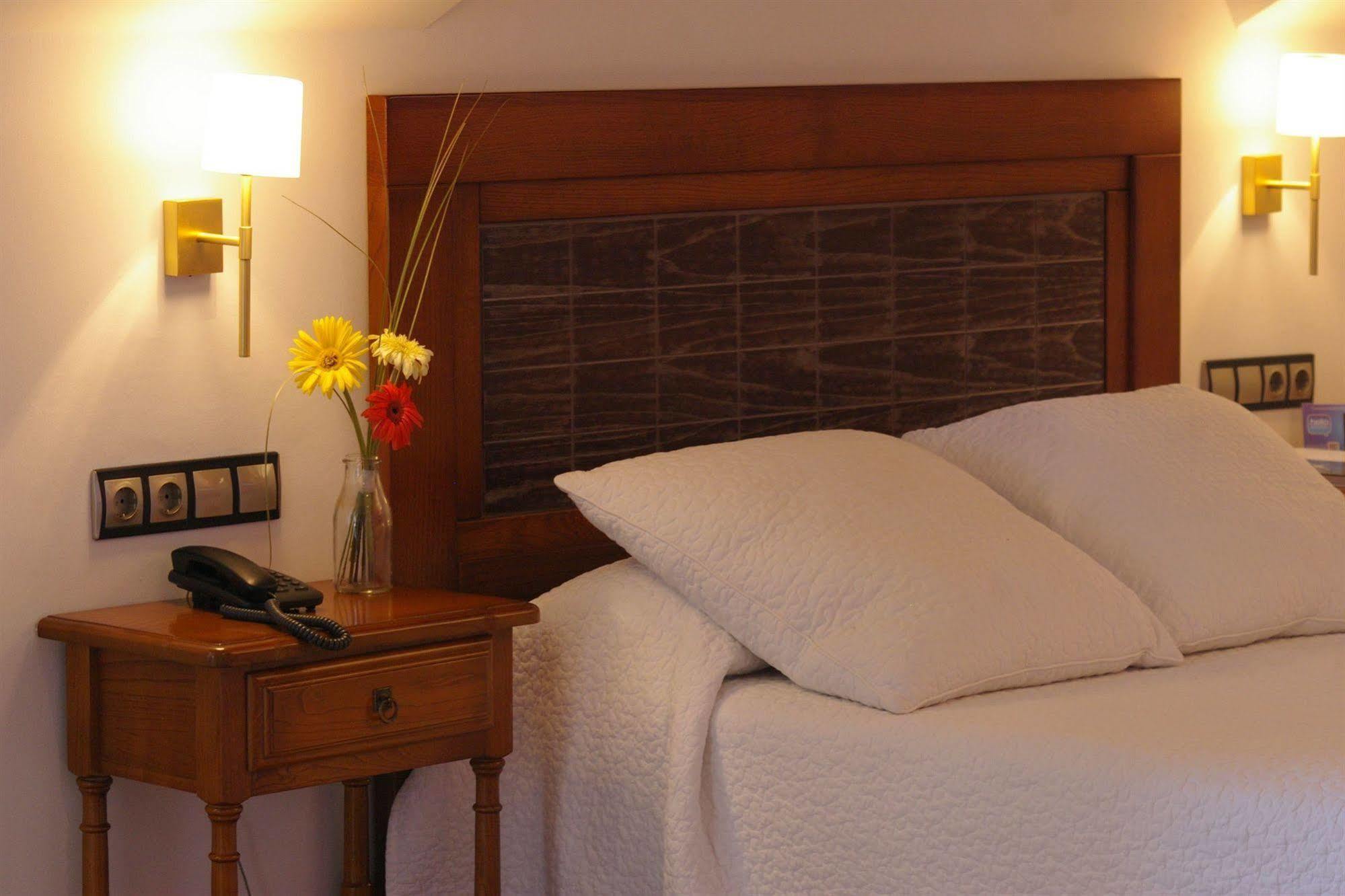 Hotel Cristina Norena Ngoại thất bức ảnh